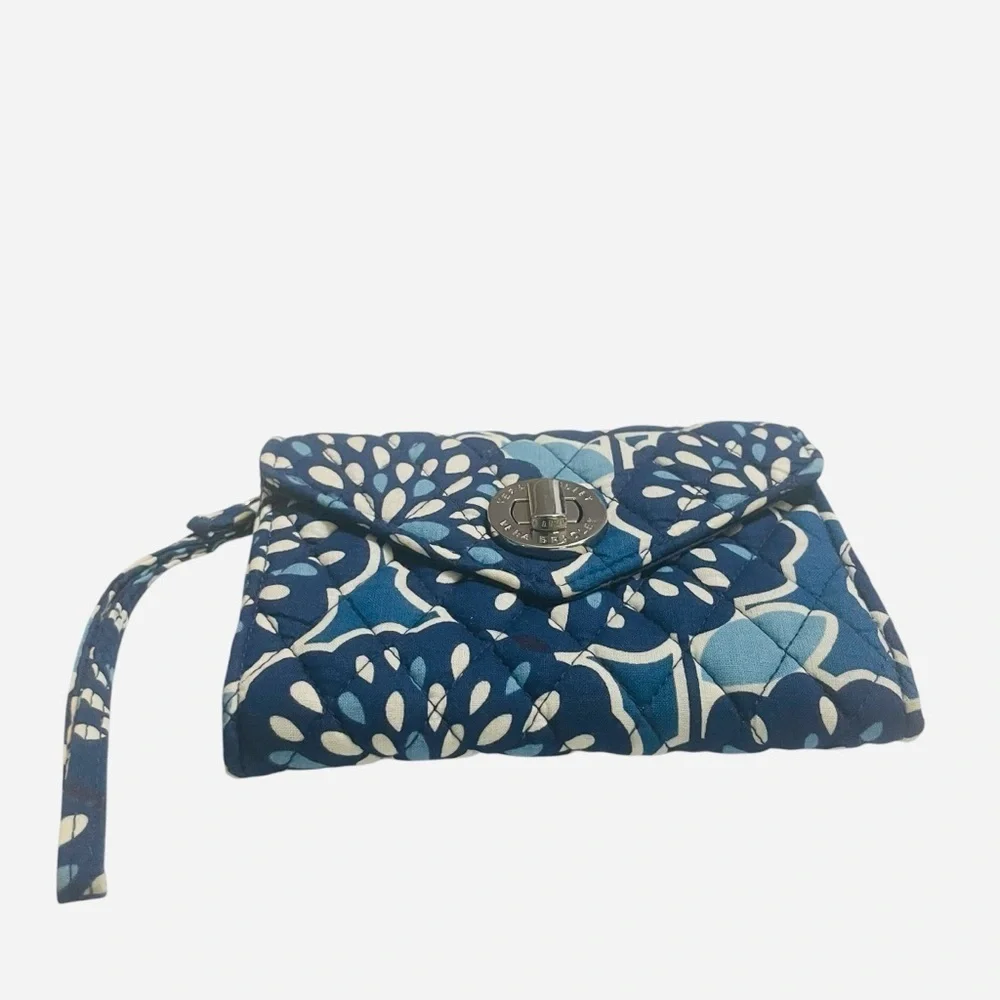 Vera Bradley~ Turn Lock Wristlet/Wallet~ Petal Splash Pattern~ 6.25